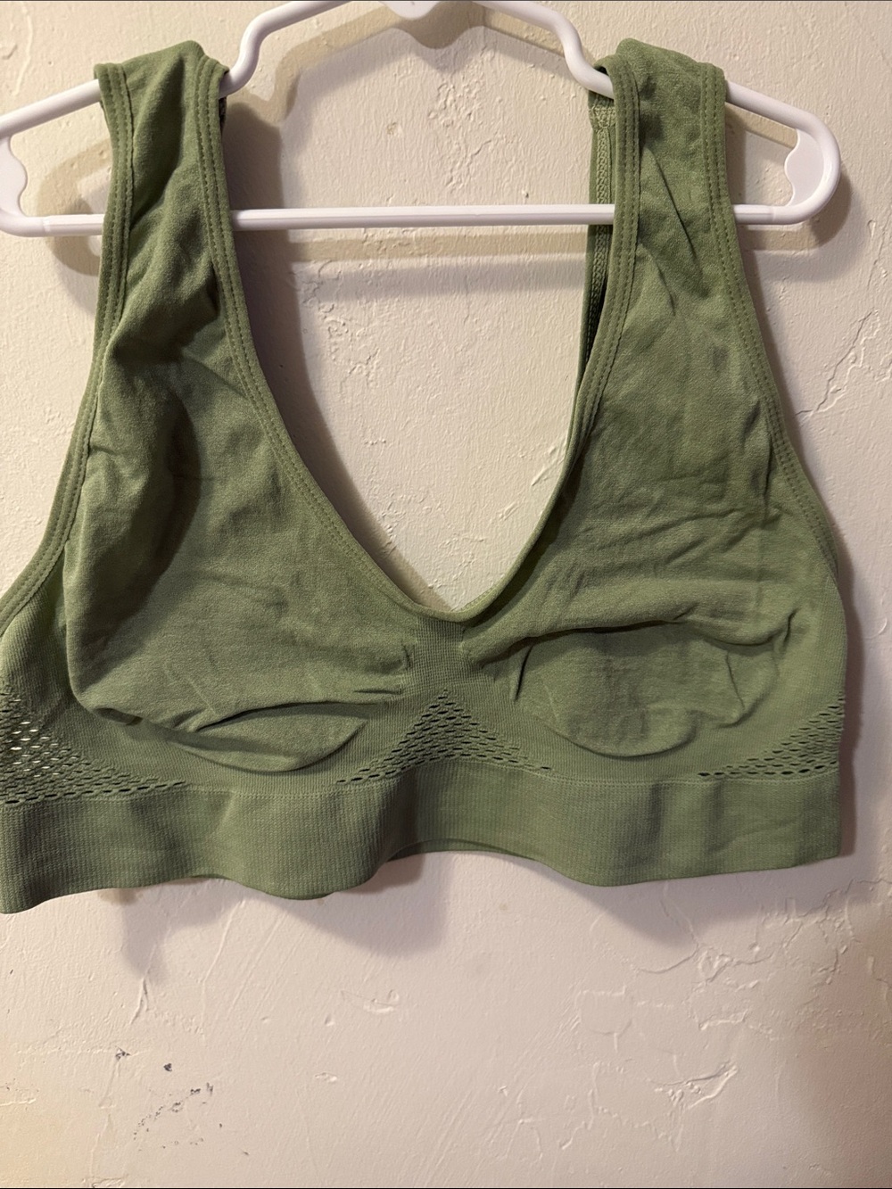 Seamless Olive Green Wireless Bra - Comfortable Everyday Support